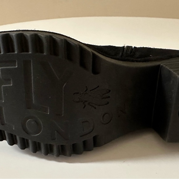 Fly London Black Suede Ankle Boots.  New without tags.  Size 39. - Picture 10 of 12